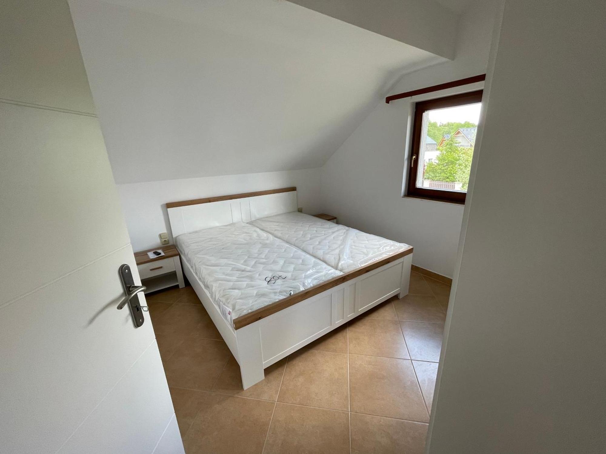 Lake View Apartments Near Golf Resort Kuneticka Hora, Dritec 帕尔杜比采 客房 照片