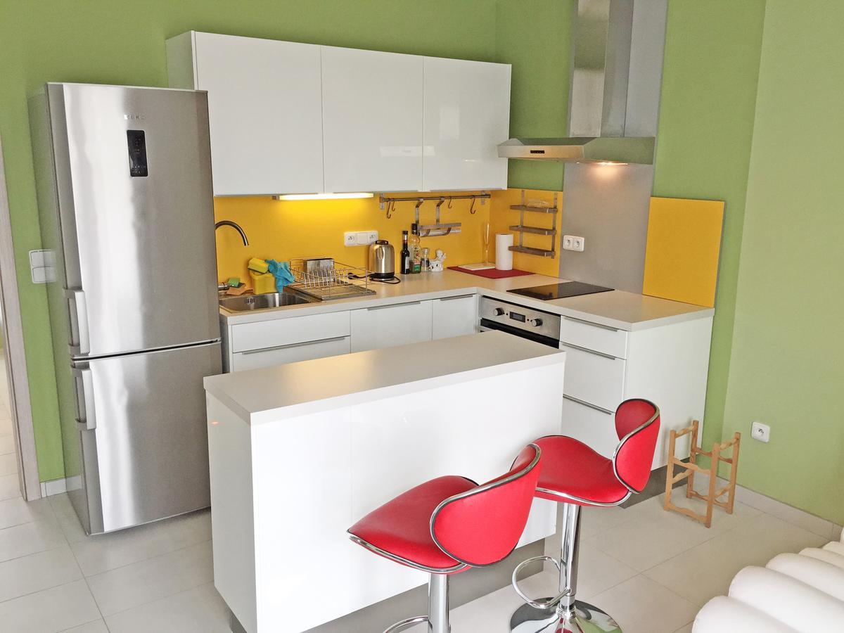 Lake View Apartments Near Golf Resort Kuneticka Hora, Dritec 帕尔杜比采 外观 照片