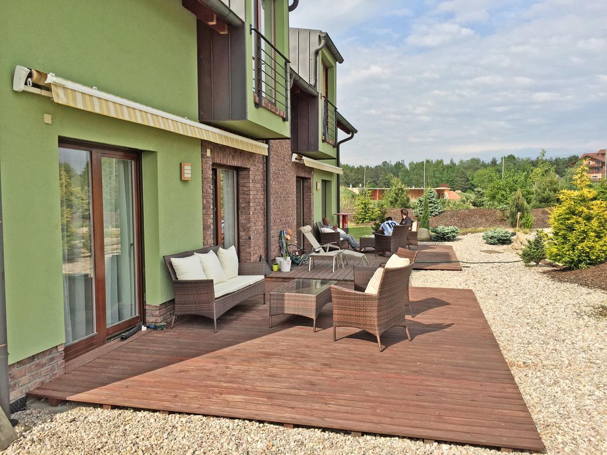 Lake View Apartments Near Golf Resort Kuneticka Hora, Dritec 帕尔杜比采 外观 照片